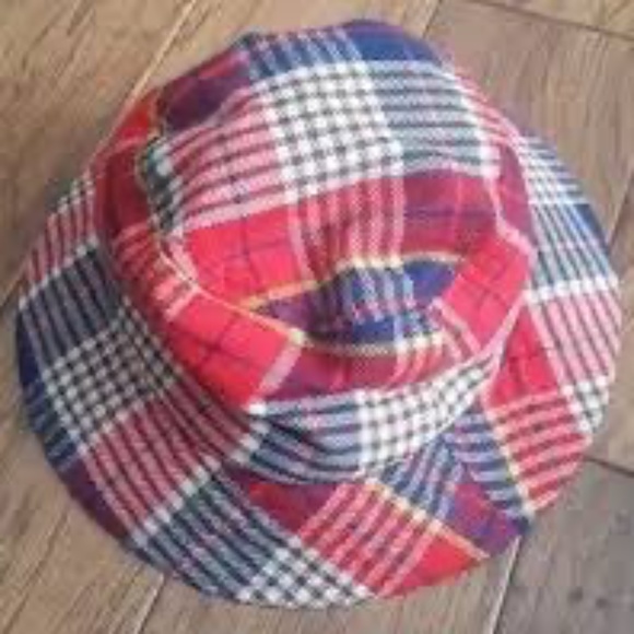 Brand New Aerie Plaid Bucket Hat - Picture 2 of 7